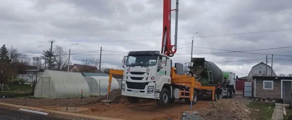 Бетононасос HINO 21 м прямая аренда