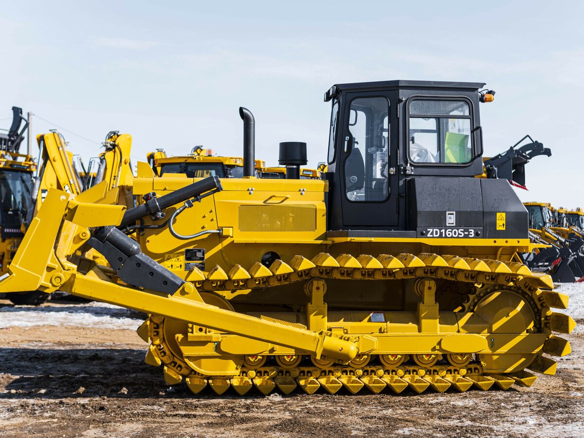 Бульдозер гусеничный Zoomlion ZD160S-3