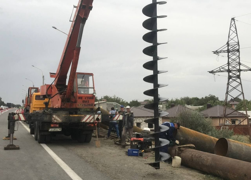Буровая машина Бурение под фундамент Ямобур бкм