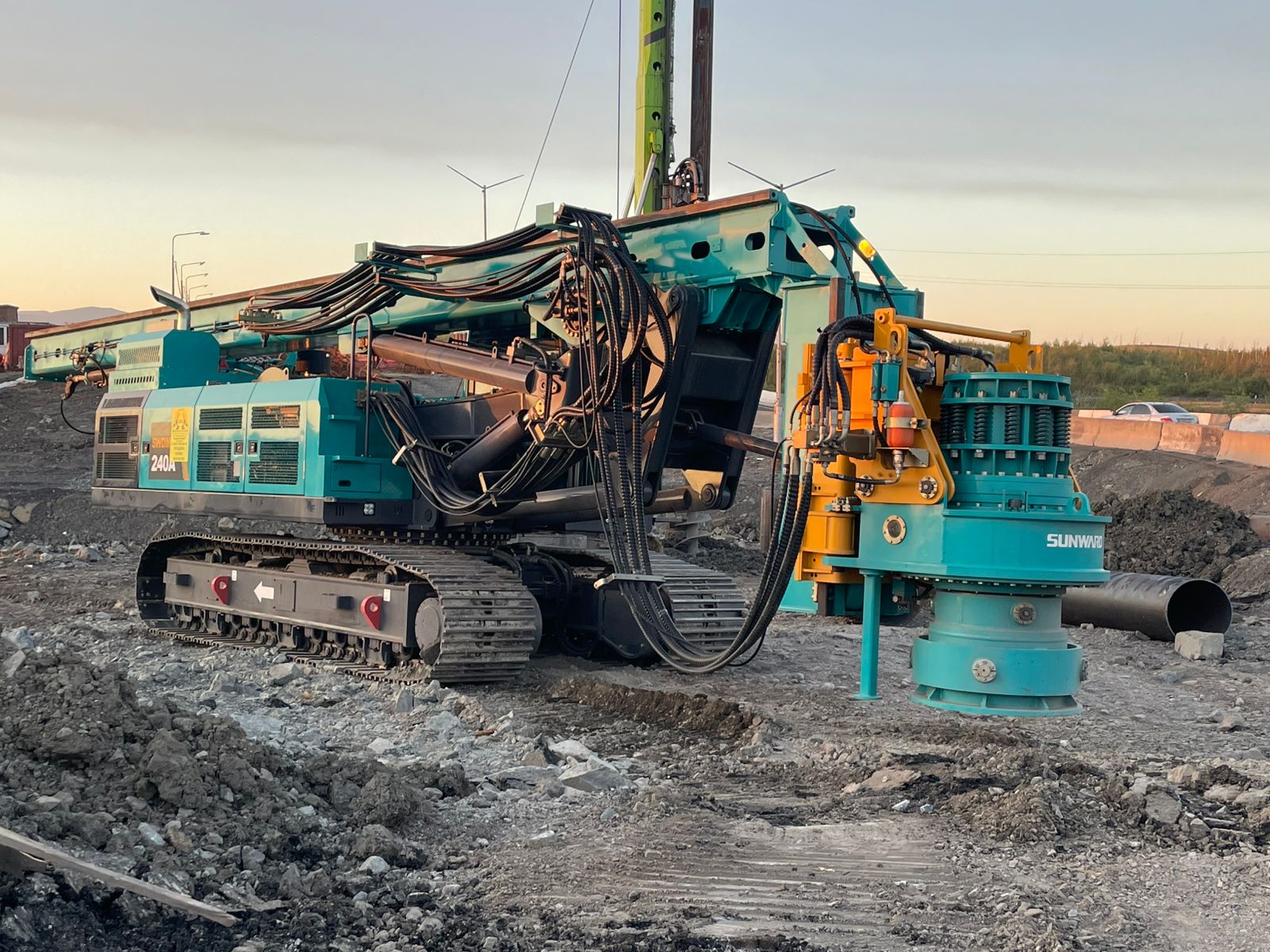 Буровая установка SUNWARD SWDM240А