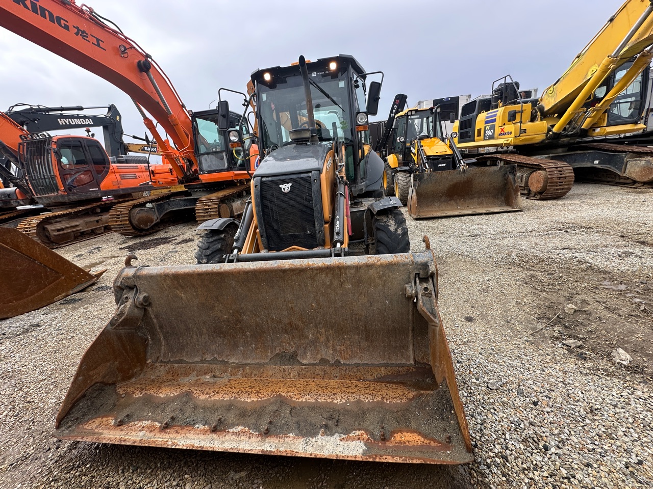 CASE 570SV