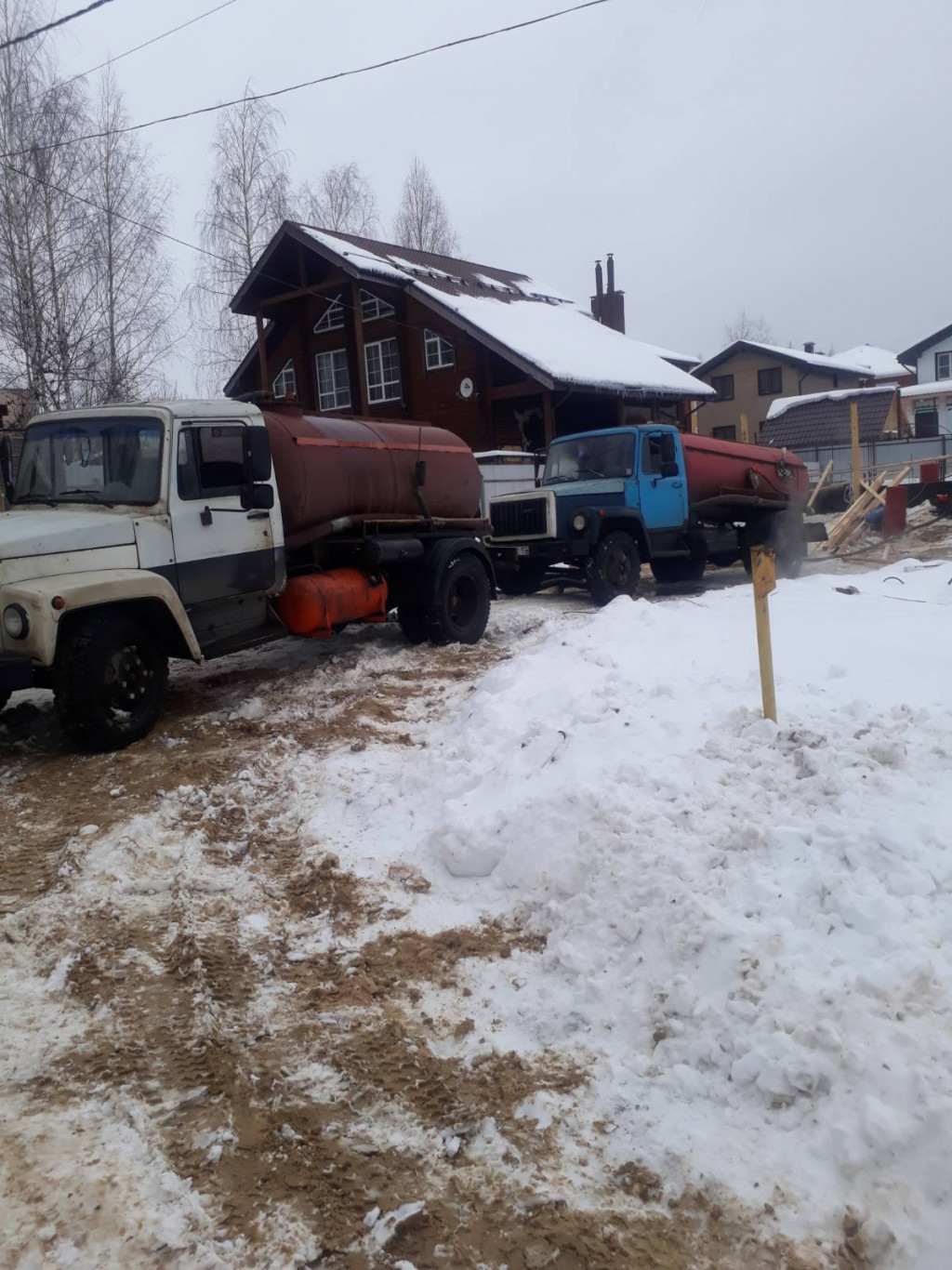 Доставка тех Воды. Откачка канализаций