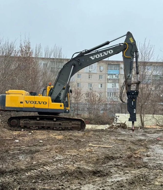Экскаватор 29 тонн для траншей