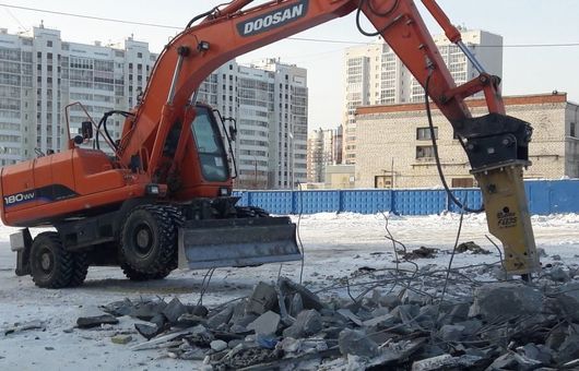 ЭКСКАВАТОР АРЕНДА с гидромолотом