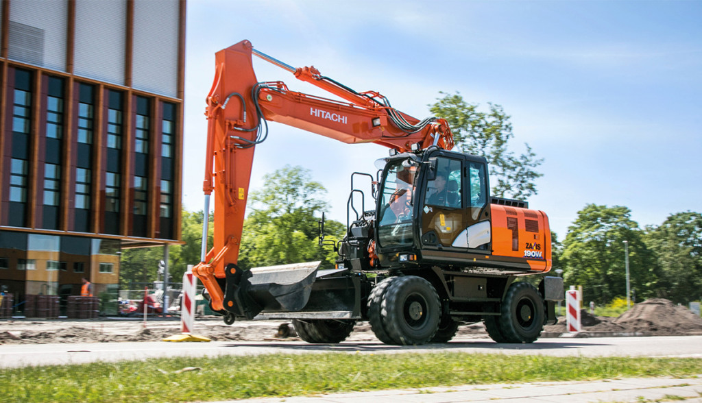 Экскаватор гусеничный Caterpillar 320DL