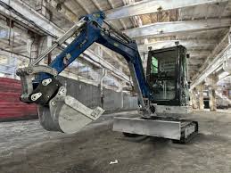 Экскаватор гусеничный XCMG XE215C