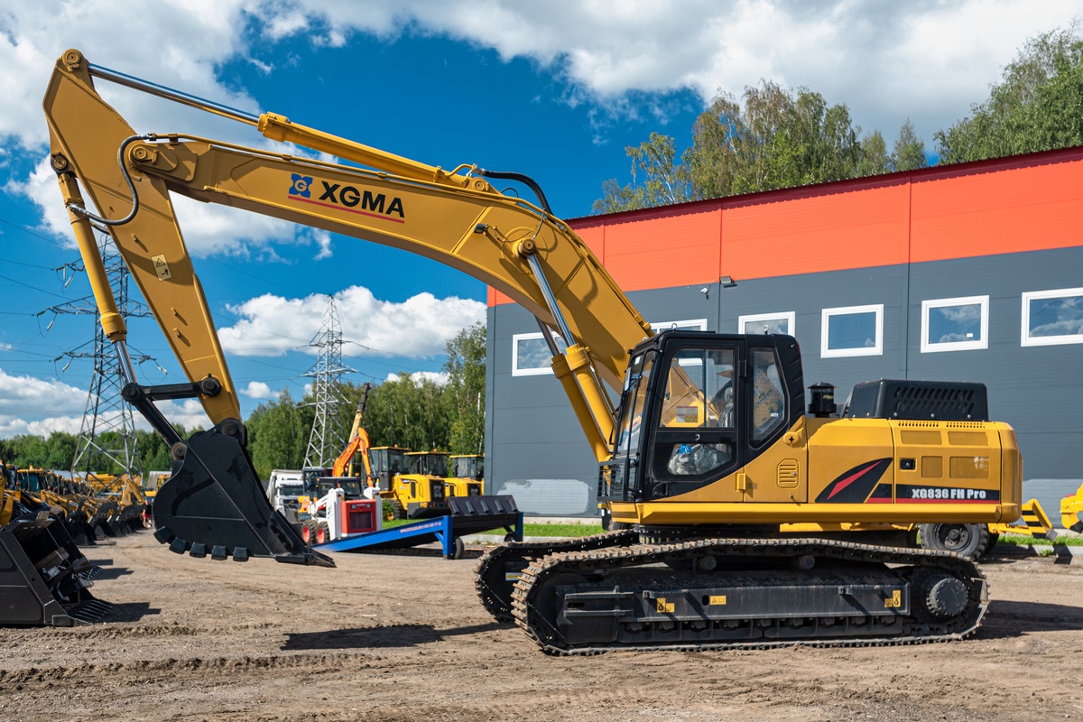 ЭКСКАВАТОР JCB JS 160W 0.90 м³