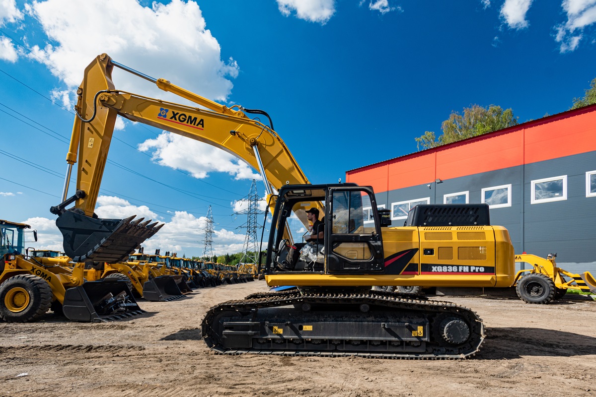 ЭКСКАВАТОР JCB JS 160W аренда, недорого
