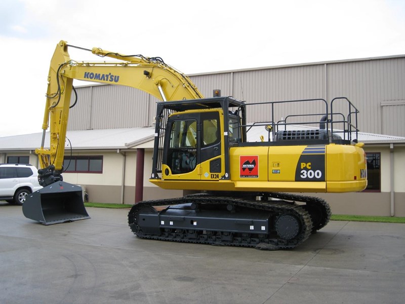 Экскаватор Komatsu PC300 в аренду