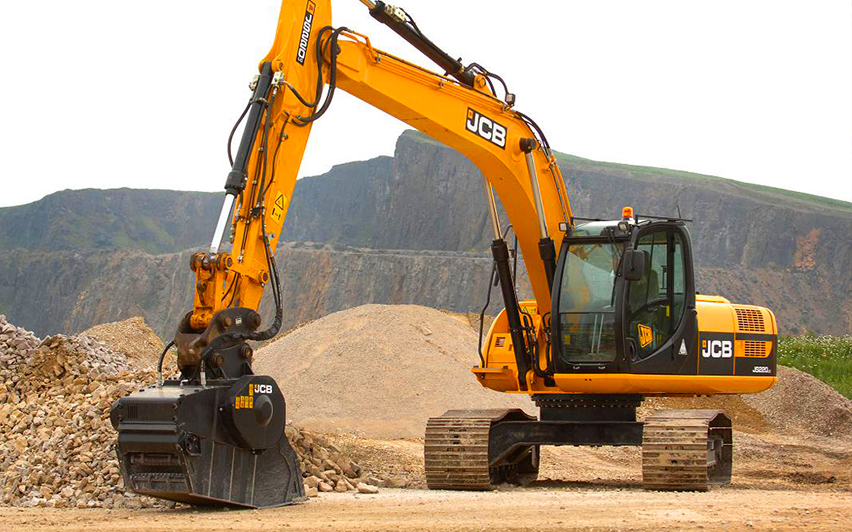 Экскаватор-погрузчик JCB JS175W