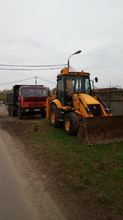 Экскаватор погрузчик в аренду