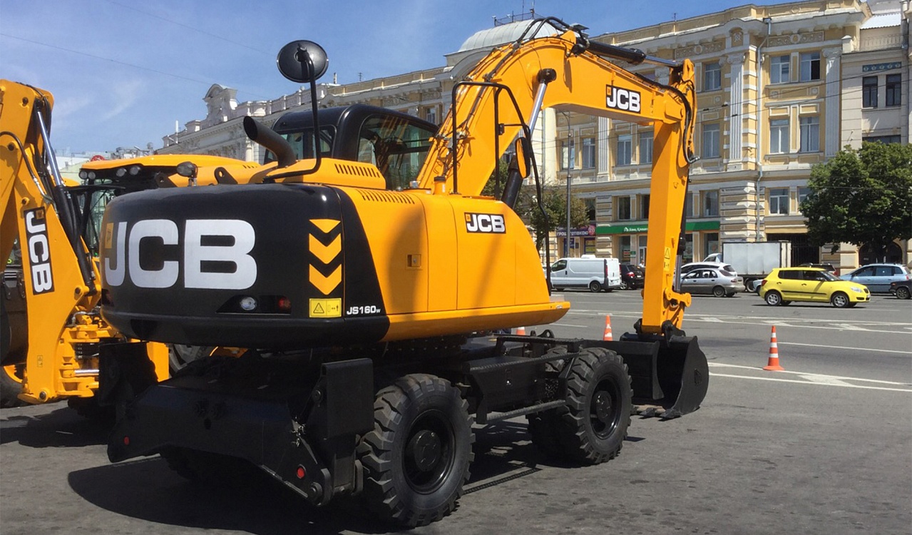 Экскаватор Volvo BL71B