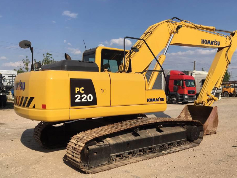 Гусеничный экскаватор JCB JS 260