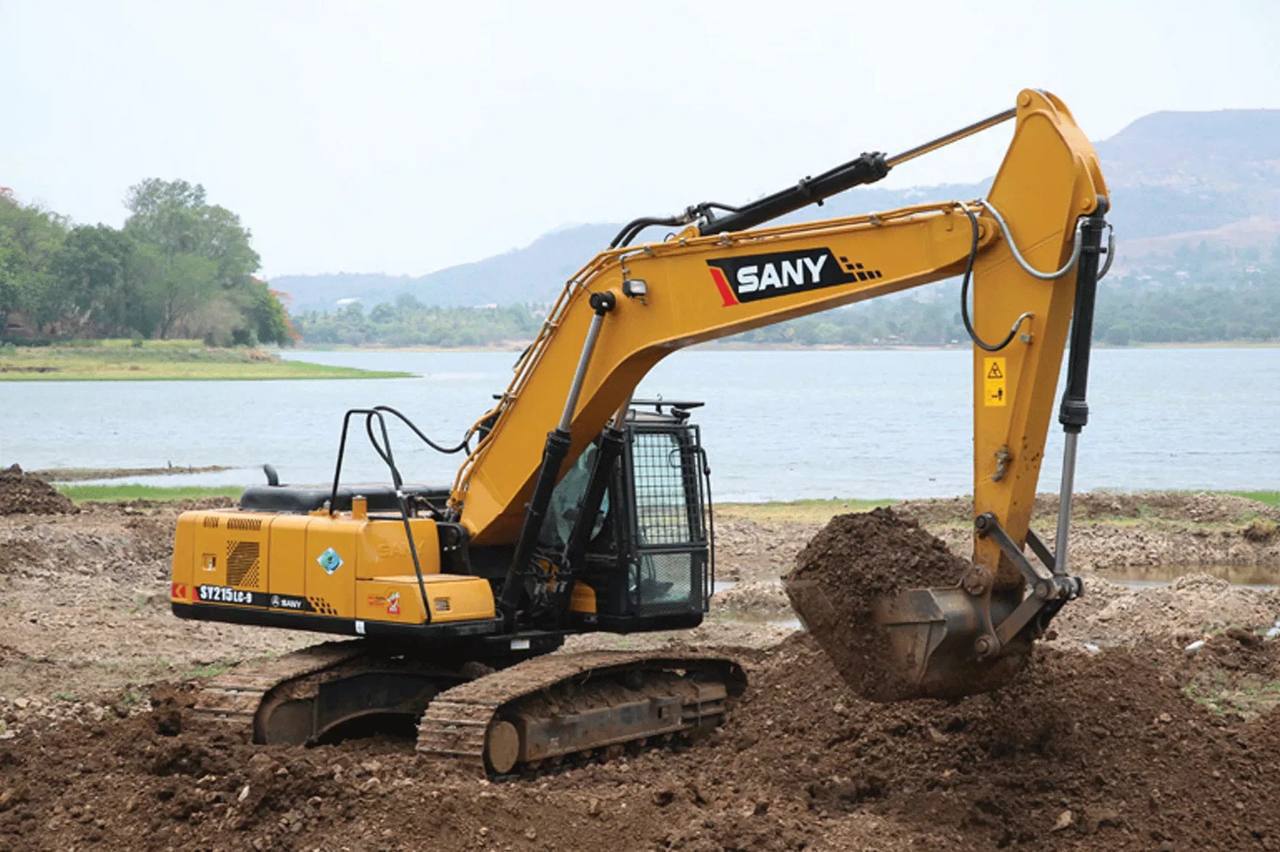 Гусеничный экскаватор SANY 215c