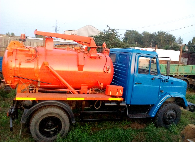 Илососная машина ЗИЛ КО-510Д в аренду