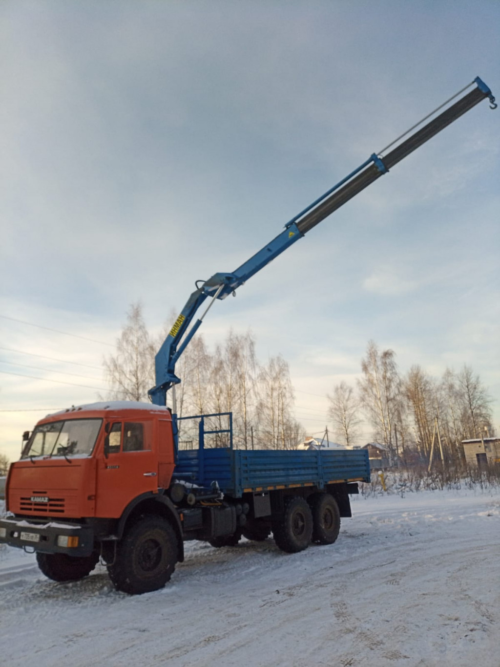 КамАЗ Вездеход с манипулятором. Перевозки