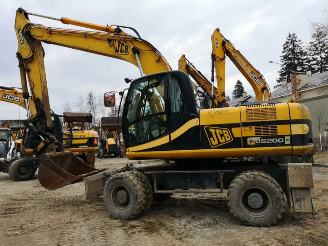 Колесный экскаватор Hitachi ZX 190W-3