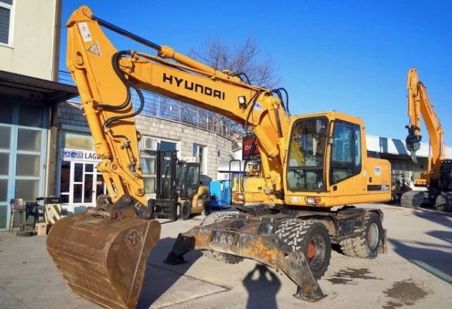 Колёсный экскаватор Doosan в аренду