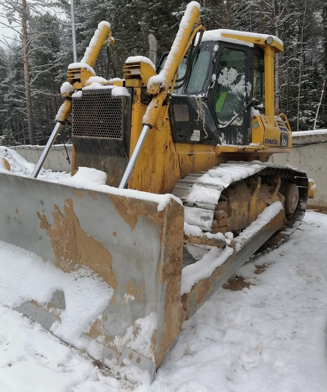 Komatsu D65E-12, 2009