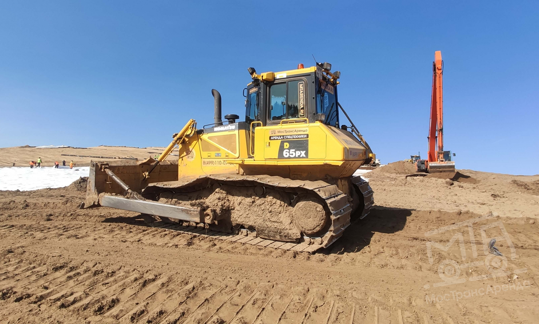 Komatsu D65PX-16 Болотоход в аренду