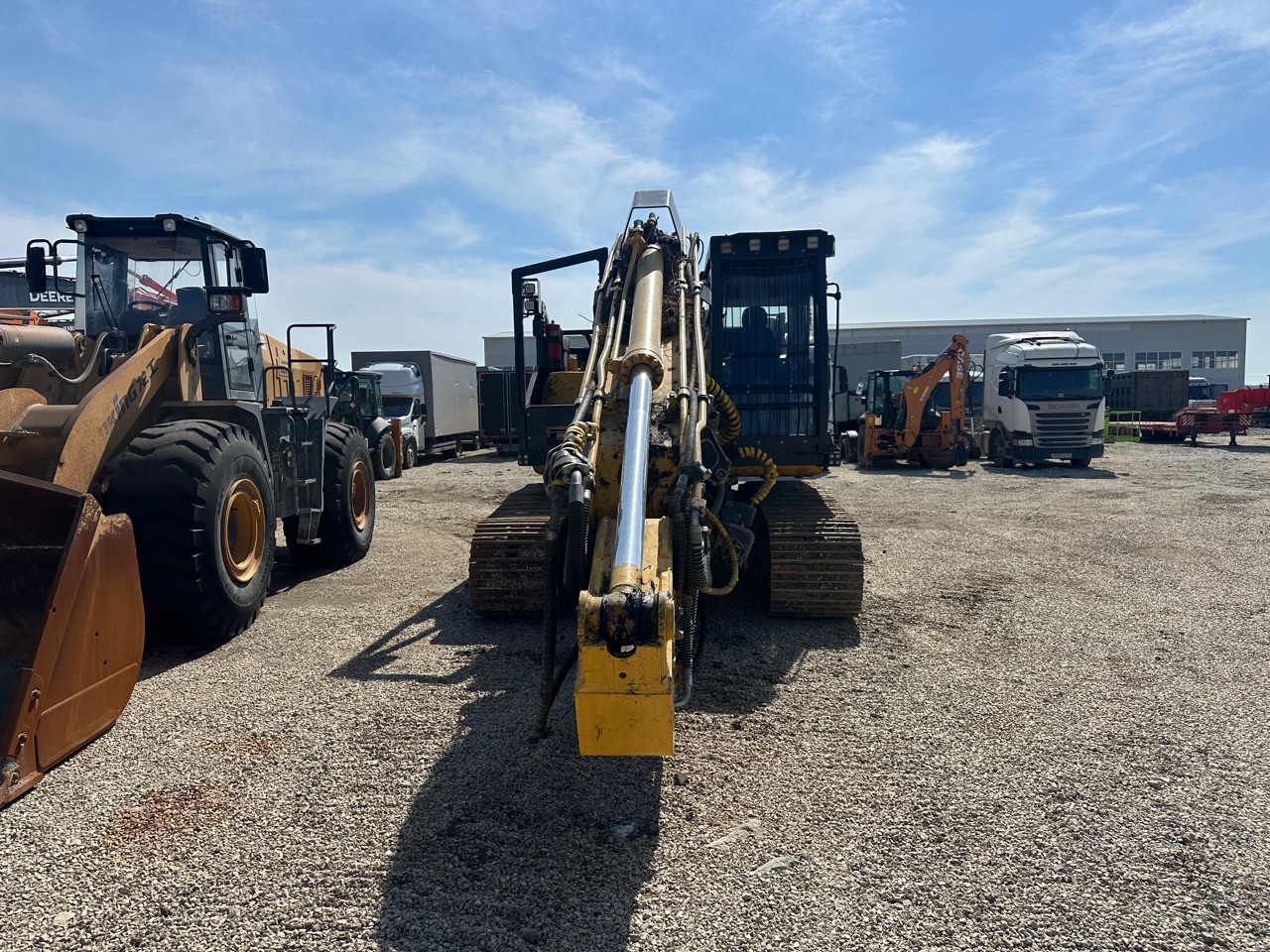 KOMATSU PC210LC-10M0 с харвестрной головкой Komatsu C144