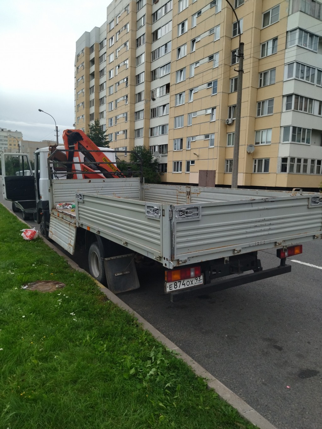 Манипулятор 5 т, стрела 6 м, перевозка с кму
