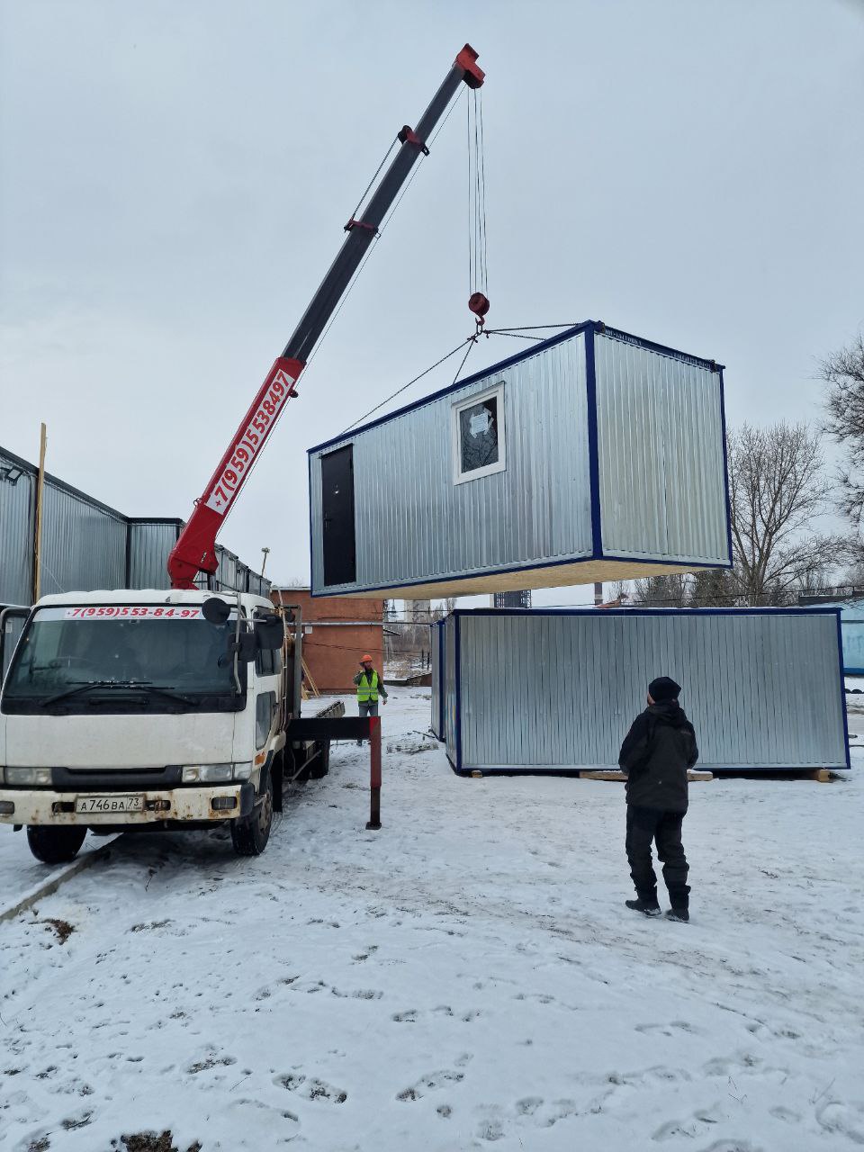 Манипулятор эвакуатор автовышка