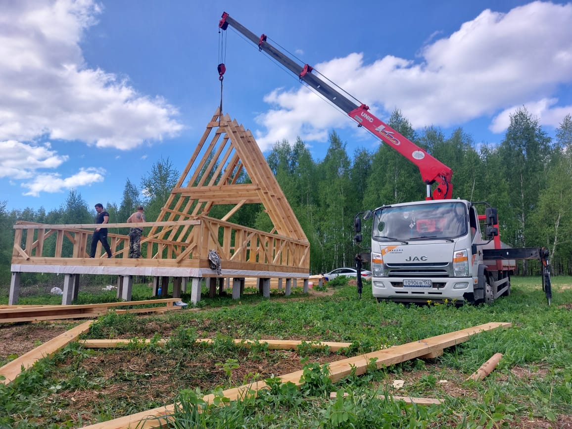 Манипулятор / коники, люлька автовышки, траверса