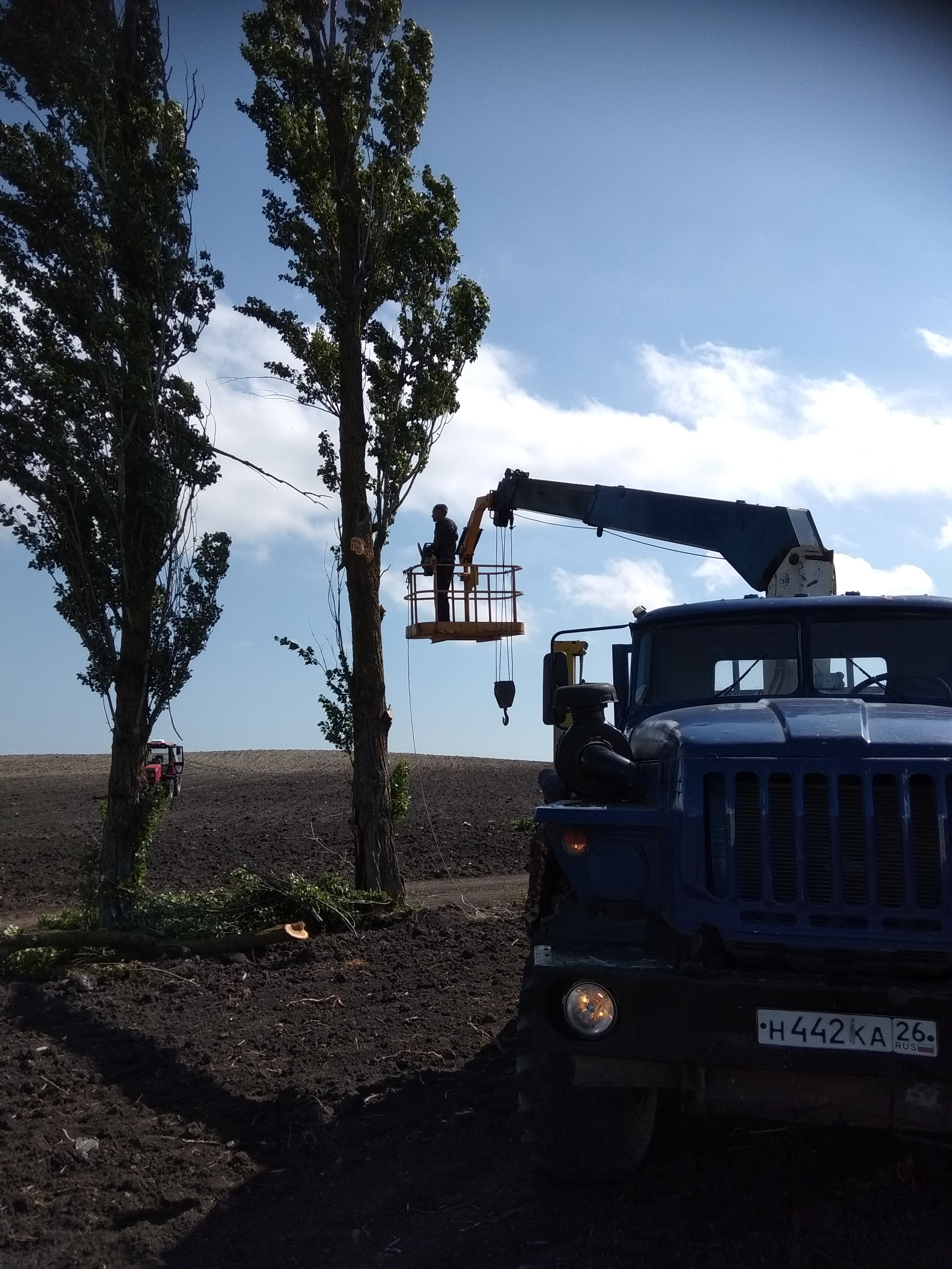 Манипулятор вездеход Анапа. Автовышка