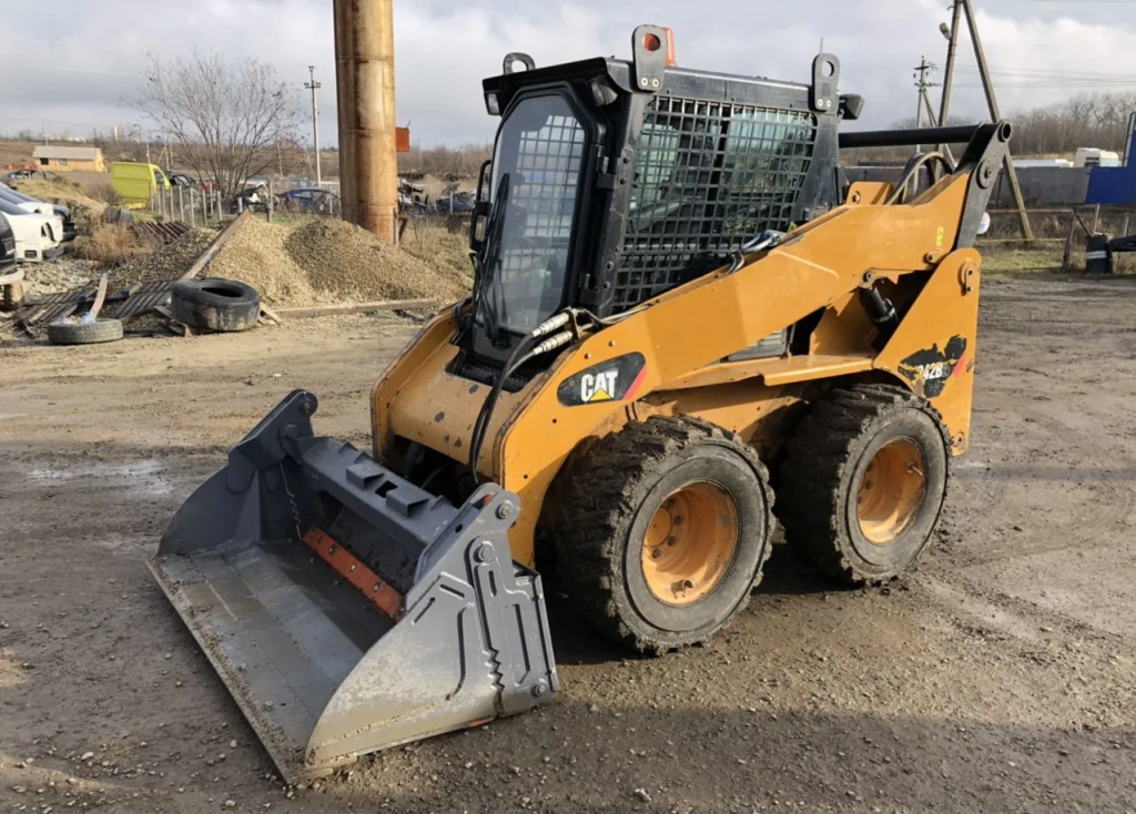Мини погрузчик Аренда CAT 242B