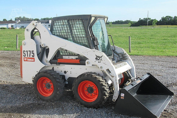 Мини-погрузчик BOBCAT S175 аренда