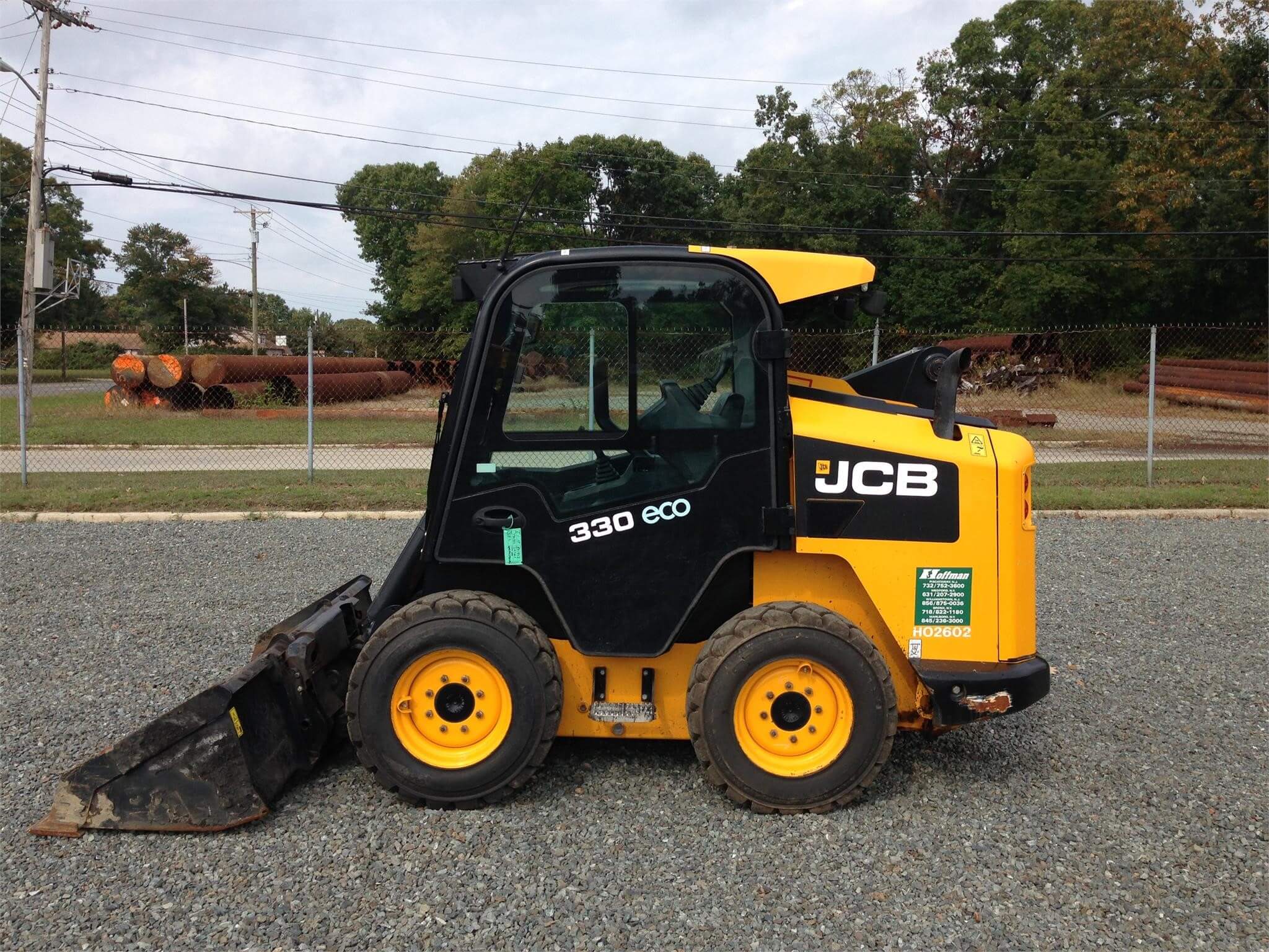 Мини погрузчик JCB 300 выгодная аренда
