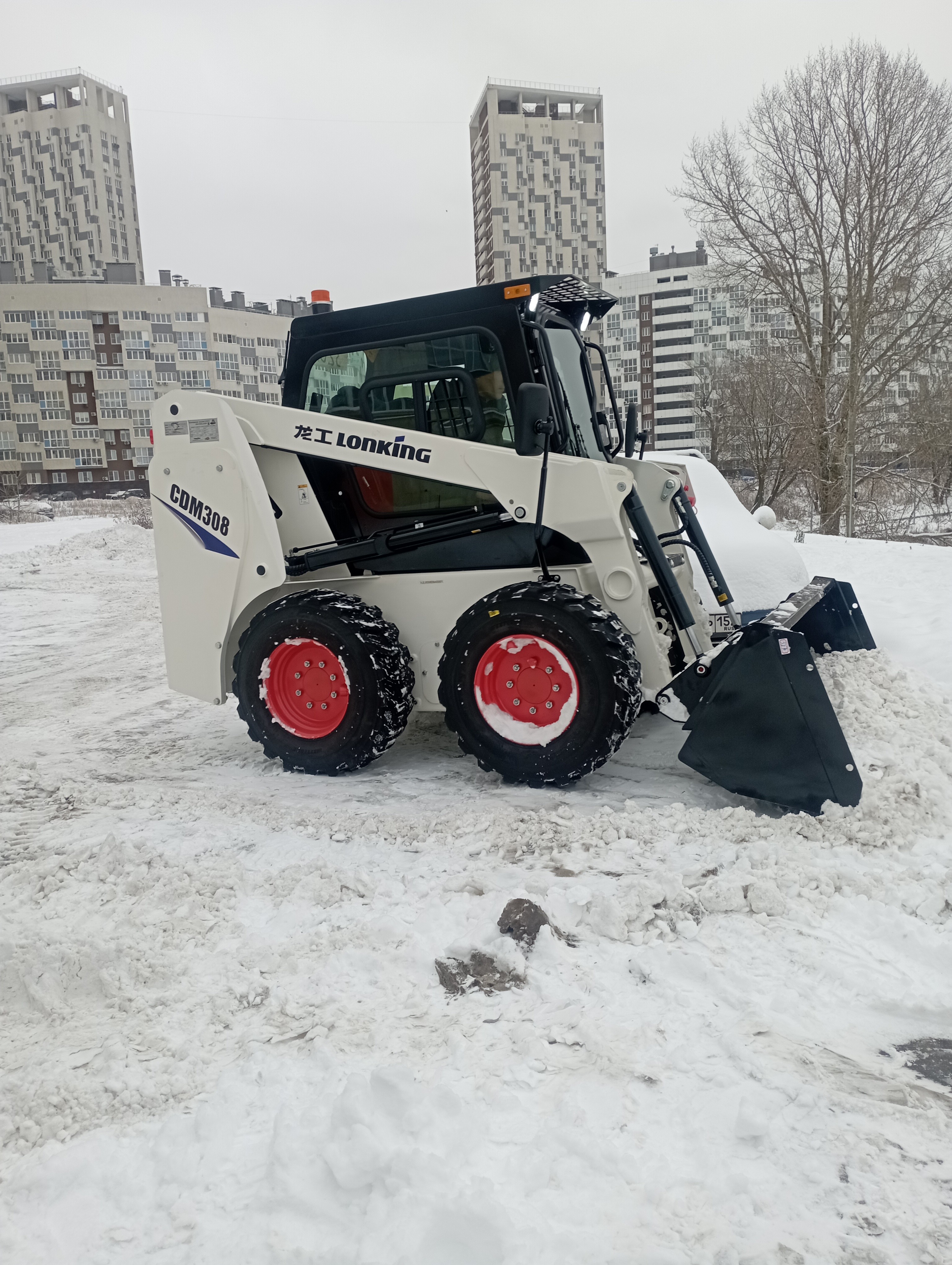 Основное изображение