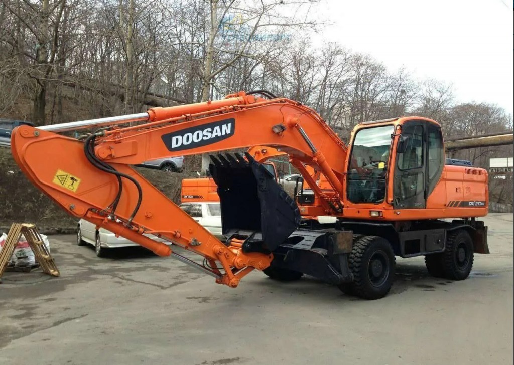 Основное изображение