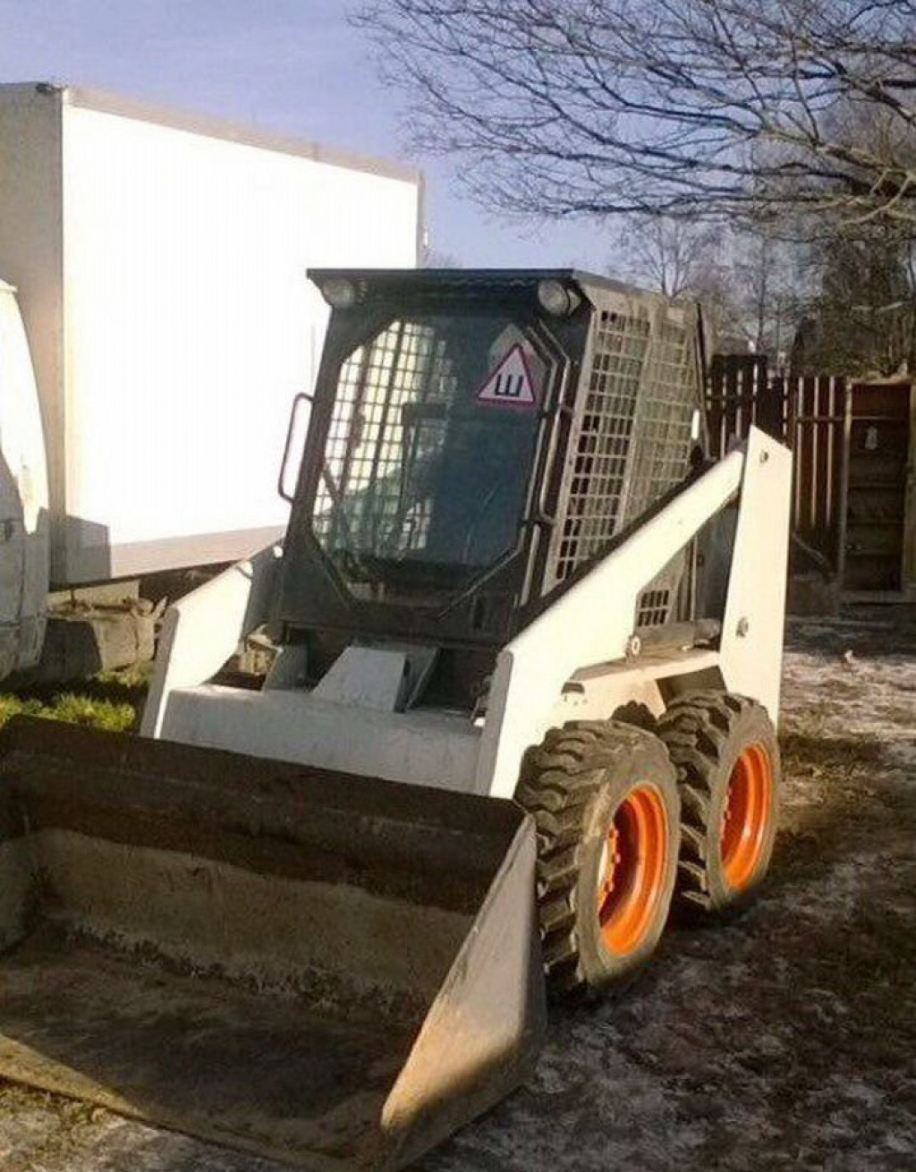 Основное изображение