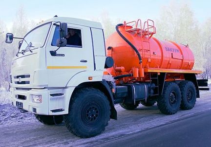 Откачка септика, комбинированная машина