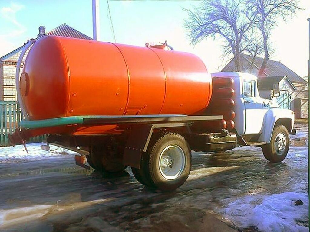 Откачка выгребных ям
