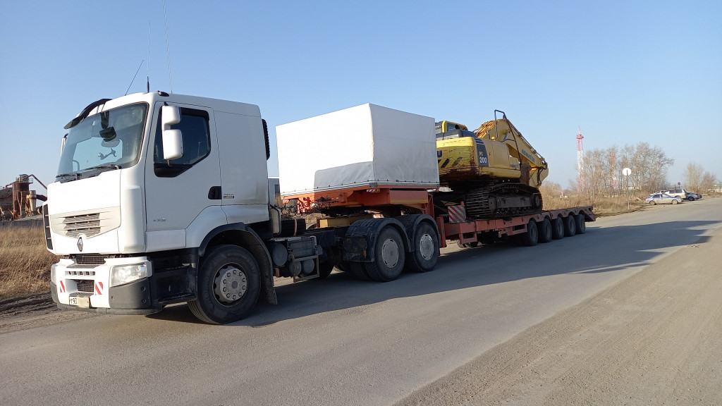 Перевозка крупногабаритного груза на трале
