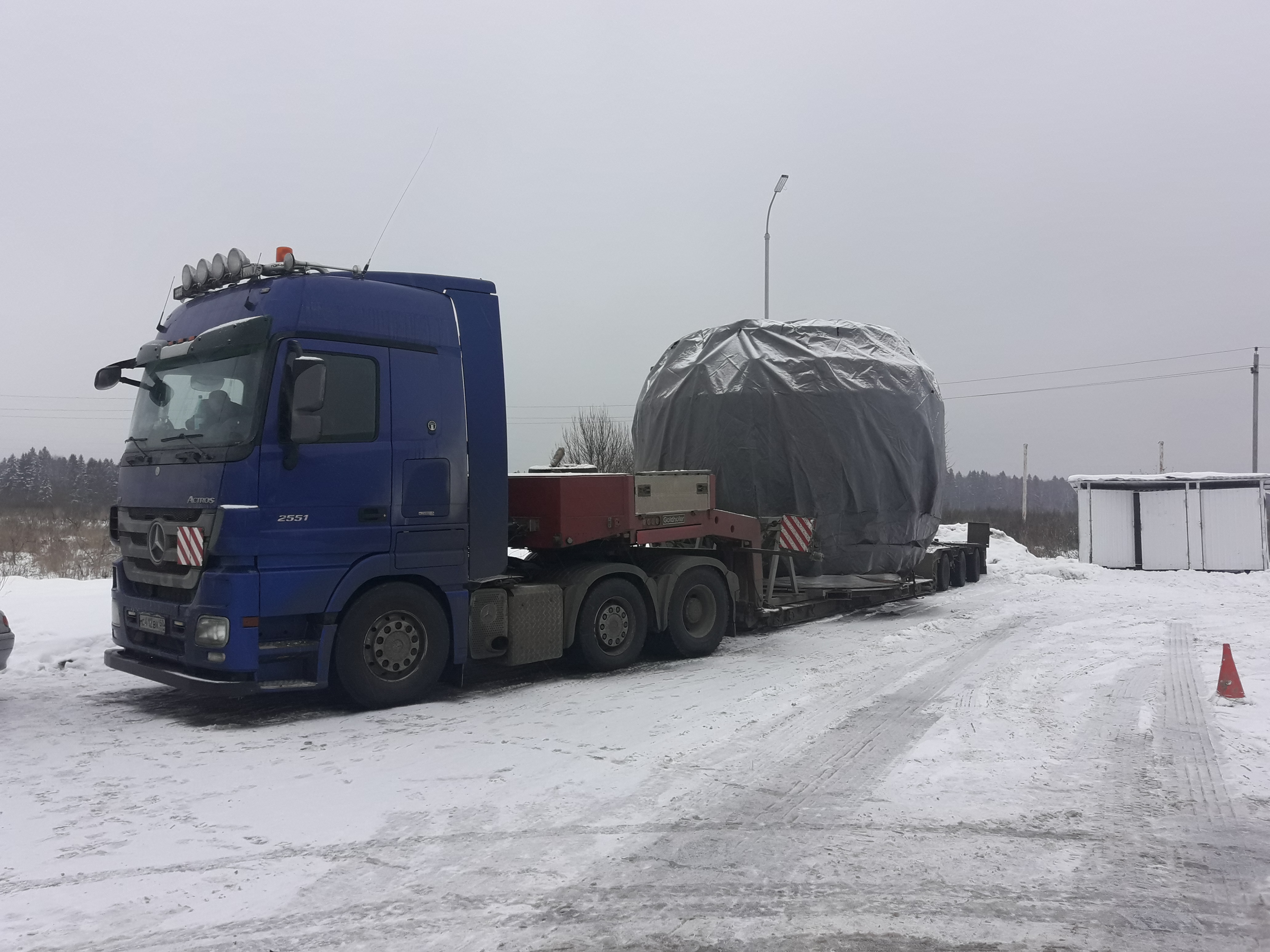 Перевозка негабаритного груза услуги трала аренда