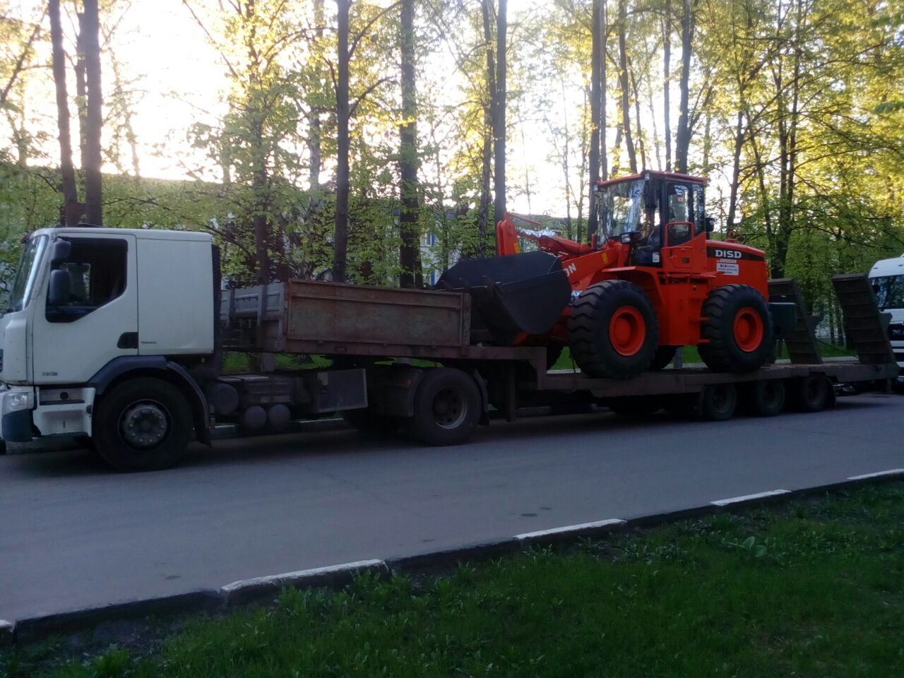 Основное изображение
