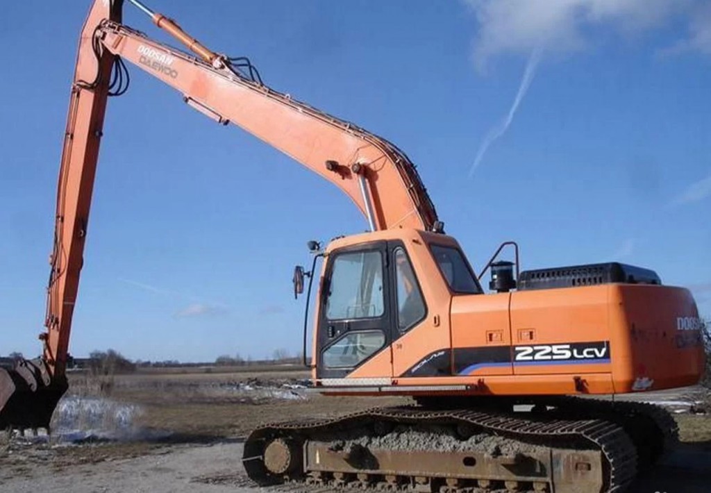 Планировщик Экскаватор Досан daewo solar 225 LC