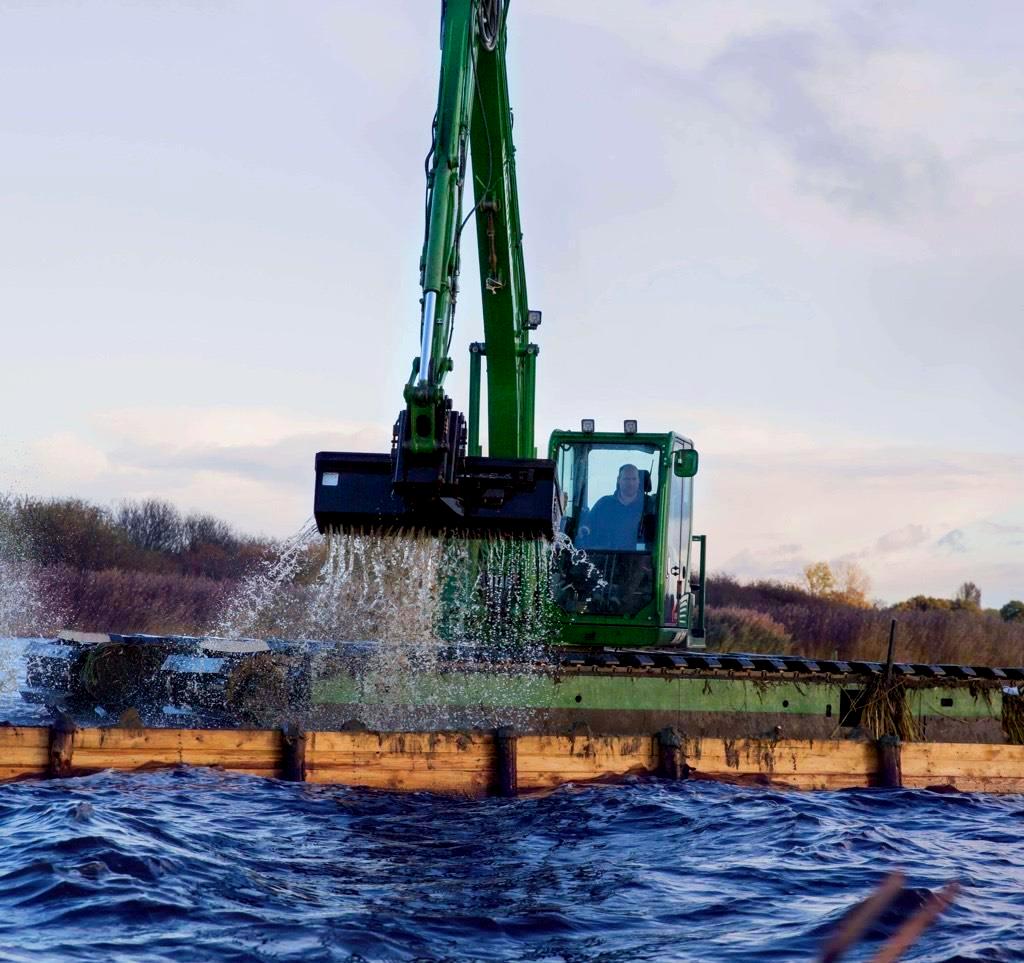 Плавающий экскаватор Waterking WK 90