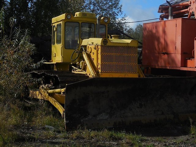 Продам бульдозер Т-170