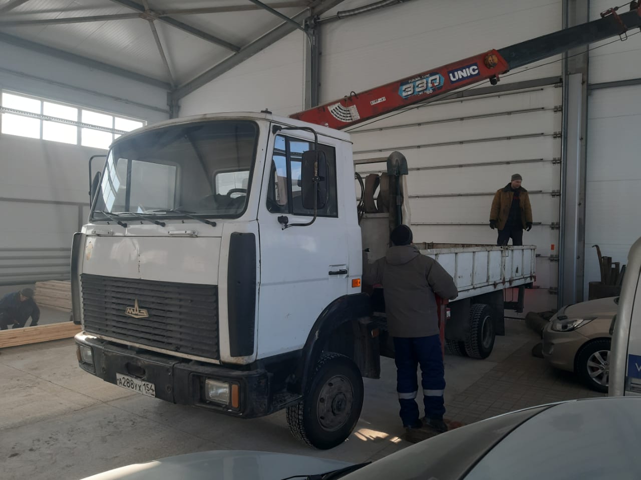 Основное изображение