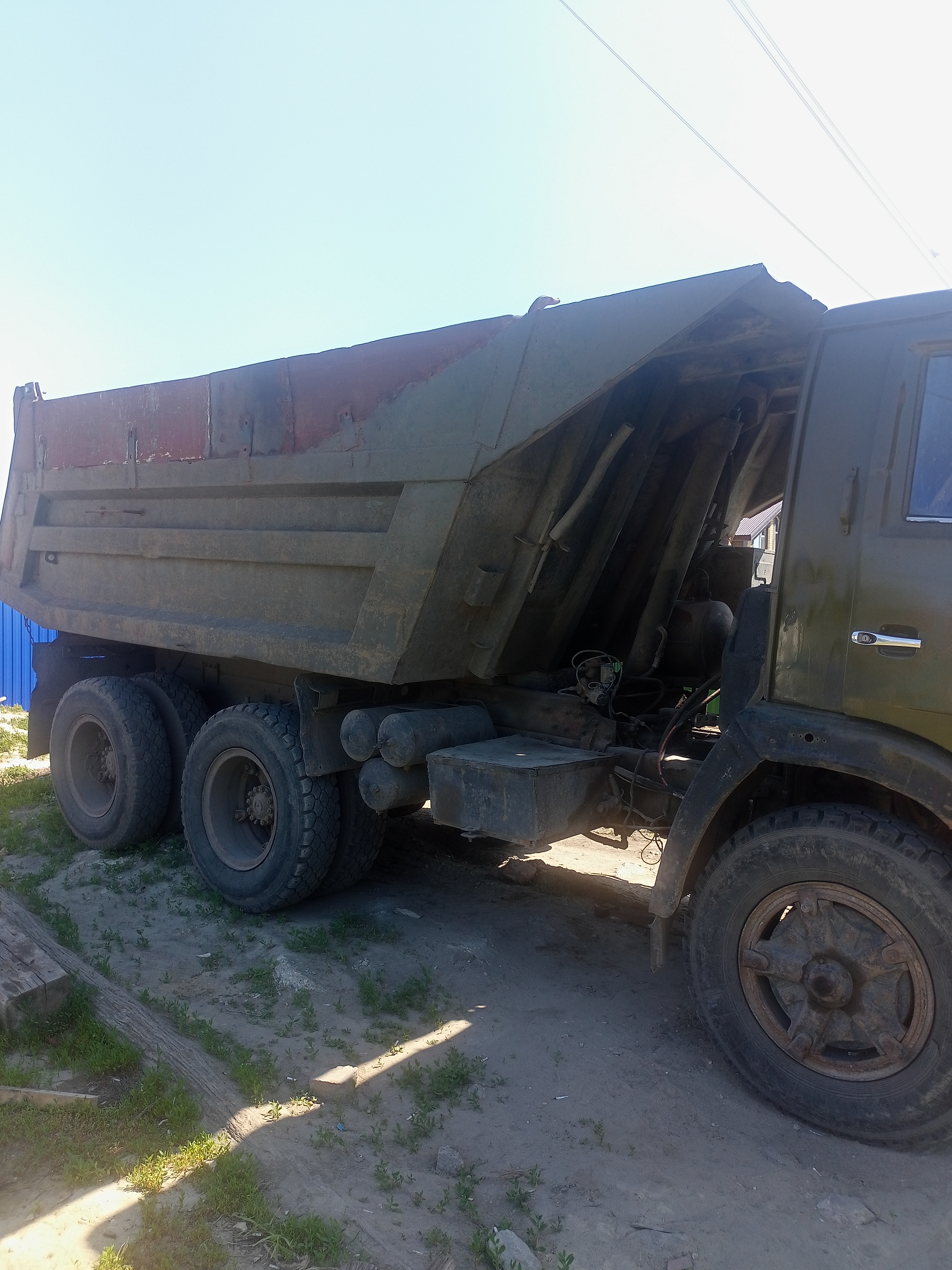 Самосвал в аренду Доставка сыпучих стройматериалов