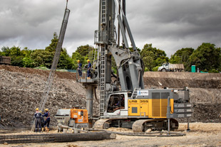 Сдаем в аренду буровую установку Liebherr