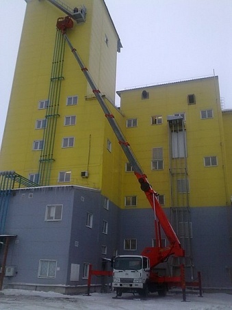 Сдам в аренду автовышку АГП 42 метра недорого