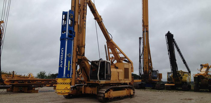 Слуги сваебойной машины komatsu