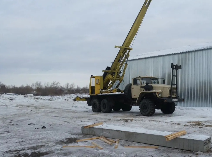 Сваебой Урал-4320, Забивка свай