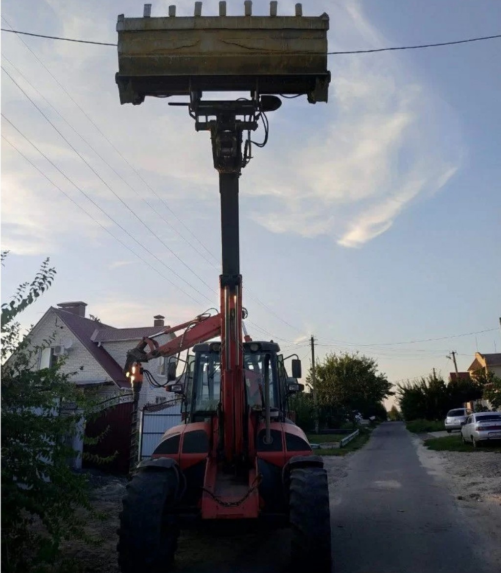Телескопический погрузчик от собственника Сергей